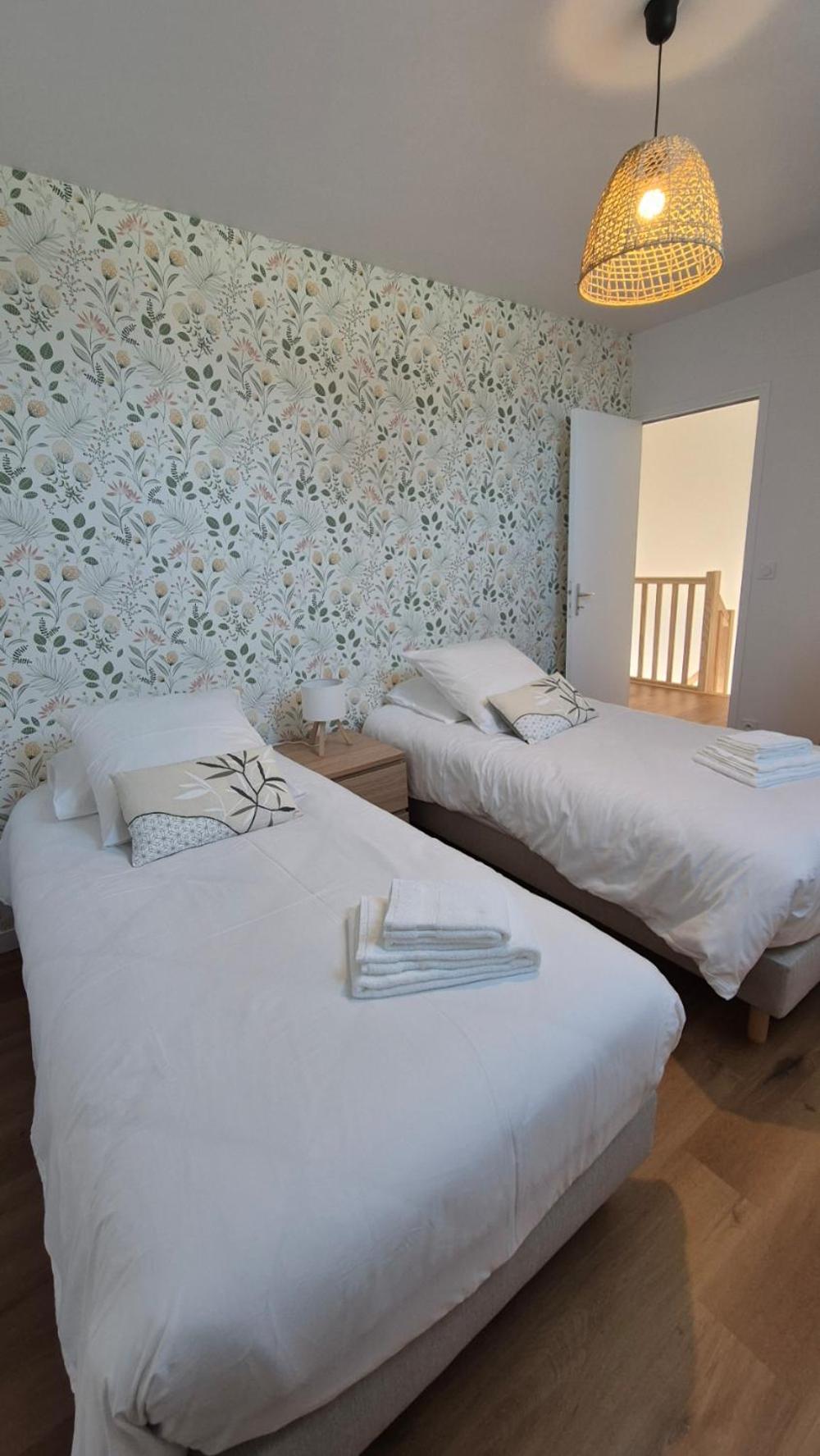 פורטביי Chambres D'Hotes & Gites - Domaine Les Sources מראה חיצוני תמונה